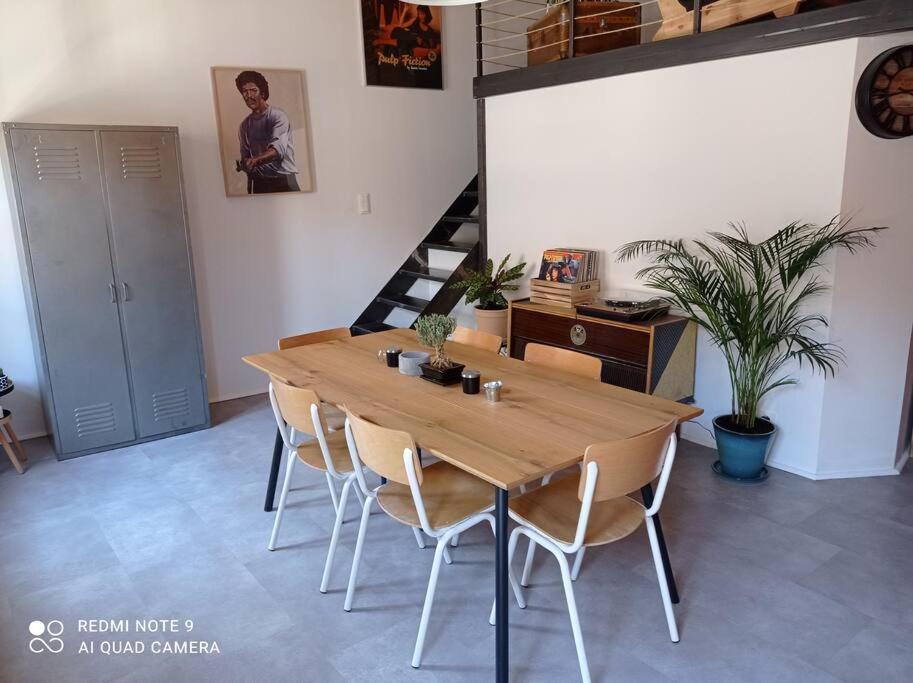 Апартаменты Loft Vue Palais Des Papes Авиньон Экстерьер фото